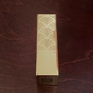 Estee Lauder Pure Color Red Velvet Lipstick